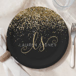 Plato De Papel Purpurina dorado Glam Monograma Nombre<br><div class="desc">Glam Gold Purpurina Elegant Monograma Plate de papel. Personaliza fácilmente este diseño de placa de moda de moda con elegante purpurina brillante dorado sobre fondo negro. El diseño incluye su monograma manuscrito con remolques de bonito y su nombre.</div>