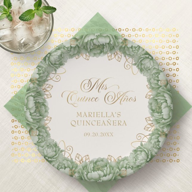 Plato De Papel Quinceanera floral verde sabio (Subido por el creador)