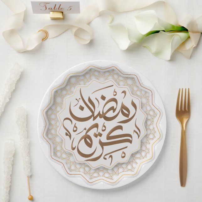 Plato De Papel ramadan eem æض・karن・・・ (Boda)