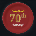 Plato De Papel Red, Faux Gold 70th Birthday   Nombre personalizad<br><div class="desc">Este sencillo, personalizado, diseño de placas de papel con temática de cumpleaños incluye un mensaje de personalizable como "¡Cumpleaños 70 de CustomName!", donde se puede cambiar el nombre, y con el "70" que tiene un aspecto falso/imitación dorado. También tiene un fondo de color rojo. Placas de papel como estas podrían...</div>