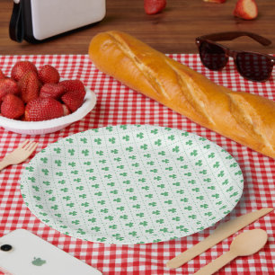 Plato de papel redondo de 9" con patrón de trébol