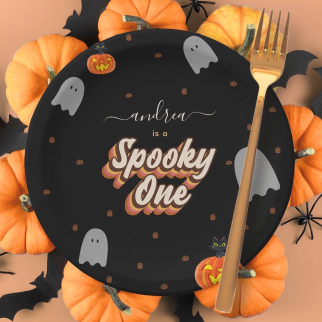 Plato De Papel Retro Spooky Una Primera Fiesta de Cumpleaños de H (Subido por el creador)