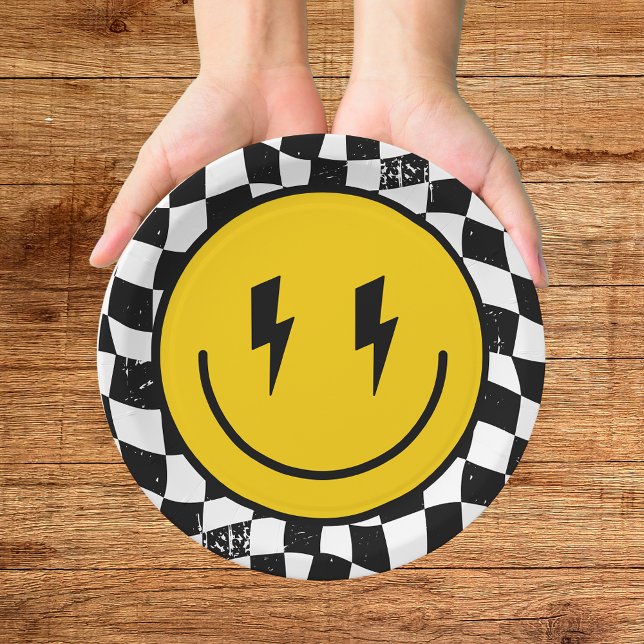 Plato De Papel Retro Uno Chico Feliz Sonriendo Cara Cumpleaños Nú (Subido por el creador)