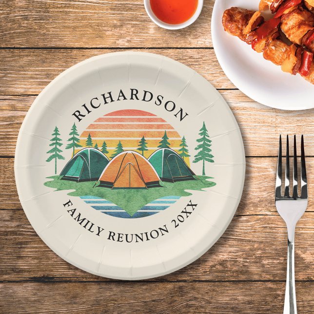 Plato De Papel Reunión familiar de viaje de campamento de verano (Subido por el creador)