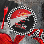Plato De Papel Roja | Cumpleaños de la Carreras Black Go Kart<br><div class="desc">Se acaba la carrera para celebrar un cumpleaños con temática de carreras kart. El diseño de esta fiesta de cumpleaños incluye un kart de go rojo y negro con un auto de casco rojo y llamas disparando por la parte de atrás del kart go. Las palabras "Listo, Set, Go!" también...</div>