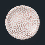 Plato De Papel Rosa de moda Leopardo de oro Impresión de animales<br><div class="desc">Este elegante diseño de moda es perfecto para la moderna moda. Tiene una impresión falsa de un animal de safari de leopardo y chita de rosa dorado sobre un simple fondo blanco. ¡Es bonito, linda y de moda! ***NOTA DE DISEÑO IMPORTANTE: Para cualquier solicitud de diseño personalizado, como solicitudes de...</div>