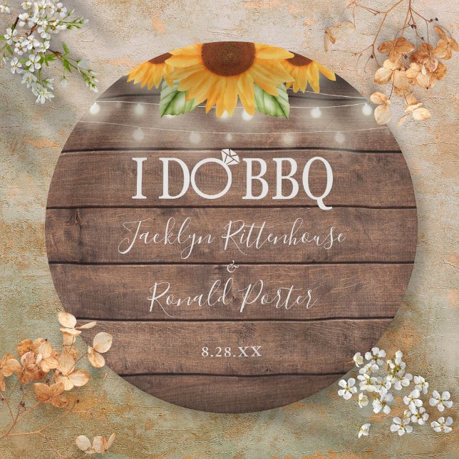 Plato De Papel Rustic I Do BBQ Sunflower String Lights Engagement (Rustic I Do BBQ Sunflower String Lights Engagement Paper Plates)