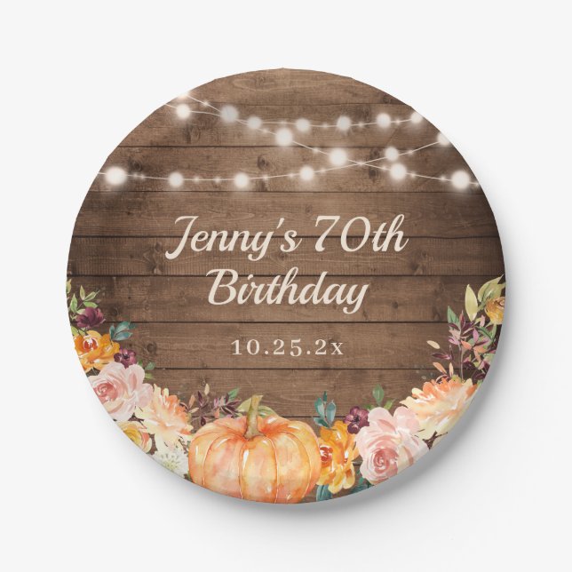 Plato De Papel Rustic String Lights Fall Pumpkin Feliz cumpleaños (Anverso)