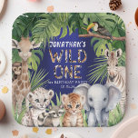 Plato De Papel Salvaje una jungla de Safari Azul de la Marina Pri<br><div class="desc">Celebra el primer viaje de tu pequeño por el sol con nuestras "Placas de papel de primer cumpleaños de animales salvajes de un Safari", perfectas para agregar un toque de aventura a la fiesta de cumpleaños de tu hijo. Cada plato está muy bien diseñado, con un conjunto encantador de animales...</div>