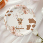 Plato De Papel Santísima Vaca Verdor Highland Cow Baby Shower<br><div class="desc">Sirva sus dulces con encanto en la ducha de su bebé usando nuestras planchas de papel Baby Shower Highland Cow! Estos deliciosos platos presentan un diseño adorable que añade un toque de elegancia rústica a su celebración. Características principales: Adorable diseño de vacas Highland: Mostrando una florida vaca de montaña rodeada...</div>