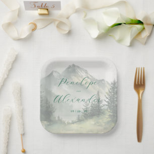 Plato De Papel Serenos Montes de Acuarela en Verde Suave
