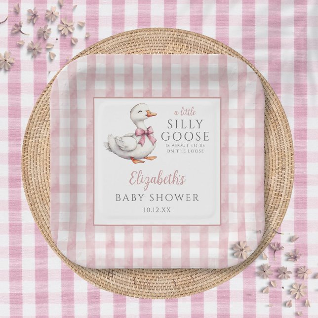 Plato De Papel Silly Little Goose Pink Gingham Baby Shower (Silly Little Goose Pink Gingham Baby Shower Paper Plates)