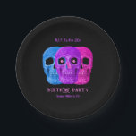 Plato De Papel Skull Funny Morple Gothic Birthday QEPD a sus 20 a<br><div class="desc">Cabeza de cráneo divertido estilo de arte pop gótico púrpura rosa azul negro estilo fiesta de cumpleaños de Halloween RIP a sus placas de papel de 20 años para ella. Divertido, espeluznante 30 cumpleaños. Tres cráneos diseñados con ojos de googly. Moderno, único, temible, de inspiración moderna. Derechos de imagen de...</div>