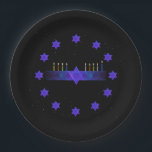 Plato De Papel Star Bar Menorah<br><div class="desc">Por su fiesta de Chanukkah. Una imagen fractal púrpura y azul,  con un Magen David (Estrella de David),  en el medio,  como una menorah de Chanukkah. Todo en un fondo estelar. Esta imagen también está disponible en las invitaciones del partido Chanukkah y en muchos otros artículos.</div>