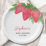 Plato De Papel Strawberry Baby Shower<br><div class="desc">Este plato de papel de ducha para bebés está decorado con un montón de fresas acuáticas y tipografía de escritura elegante. Personalizable fácil. Acuarela original © Michele Davies.</div>