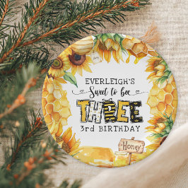 Plato De Papel Tan dulce de ser tres florales de tercer cumpleaño