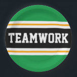 Plato De Papel TEAMWORK Sporty Brillante Green Carreras de rayas<br><div class="desc">Este diseño deportivo,  atlético,  presenta texto en negrita de TEAMWORK dentro de una banda ancha negra realzada con doble franjas de carreras de naranjas blancas y amarillas contra rayas exteriores de color verde brillante. El texto de este diseño se puede personalizar.</div>