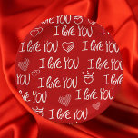 Plato De Papel Tema de San Valentín Blanco rojo me encanta el pat<br><div class="desc">Inspirado por el El día de San Valentín,  este diseño muestra encantadores corazones dibujados a mano y la sincera frase "te amo" en una tipografía escrita a mano,  este patrón impecable es perfecto para añadir un toque romántico a cualquier ocasión.</div>