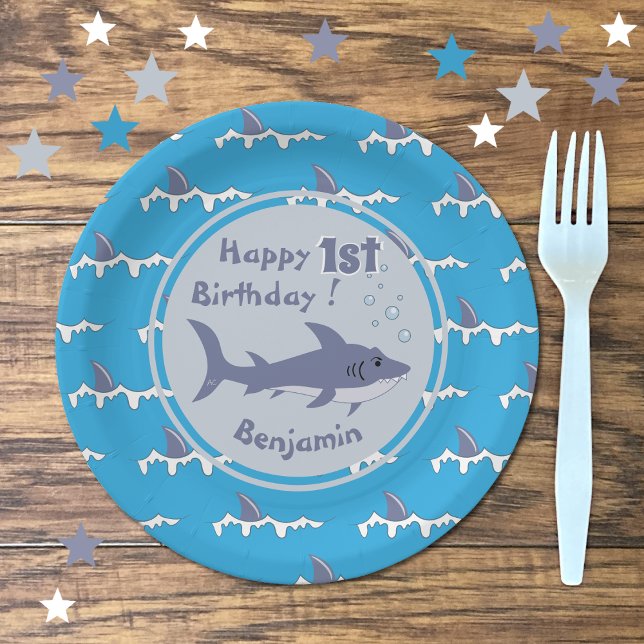 Plato De Papel Tema del tiburón: Placas personalizadas de papel d (Don't forget to get matching napkins and cups ,)