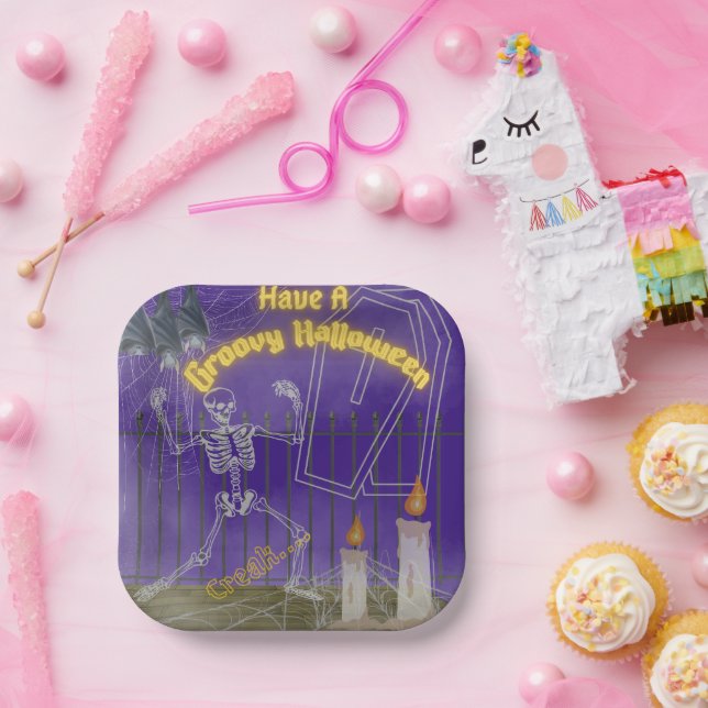 Plato De Papel Ten un Groovy Halloween, un esqueleto bailando (Fiesta)