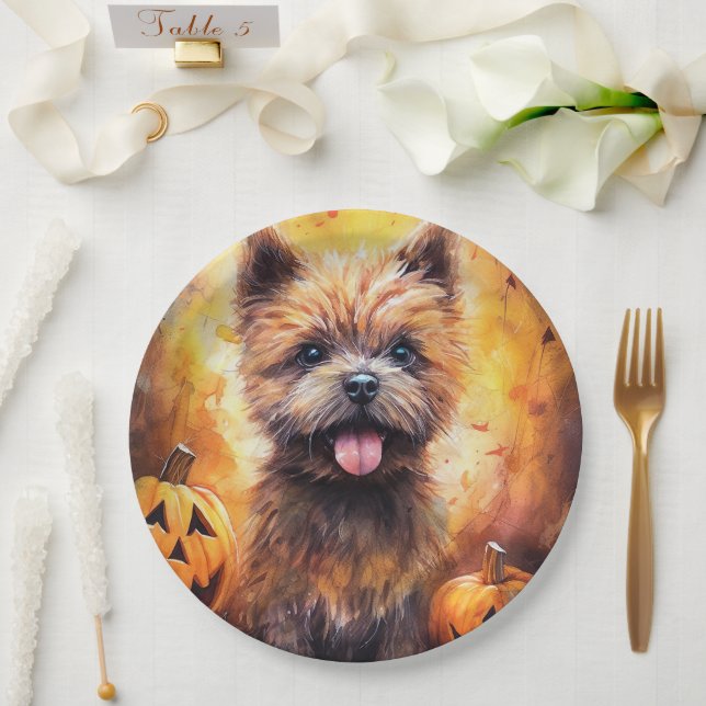 Plato De Papel Terrier de Cairn de Halloween con calabazas aterra (Boda)