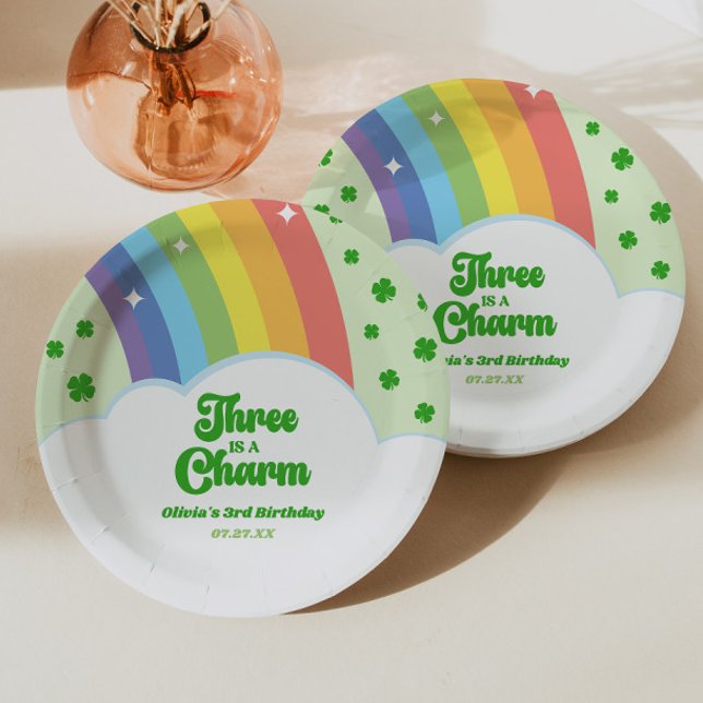 Plato De Papel Three Is A Charm Rainbow Cumpleaños 3 (Subido por el creador)