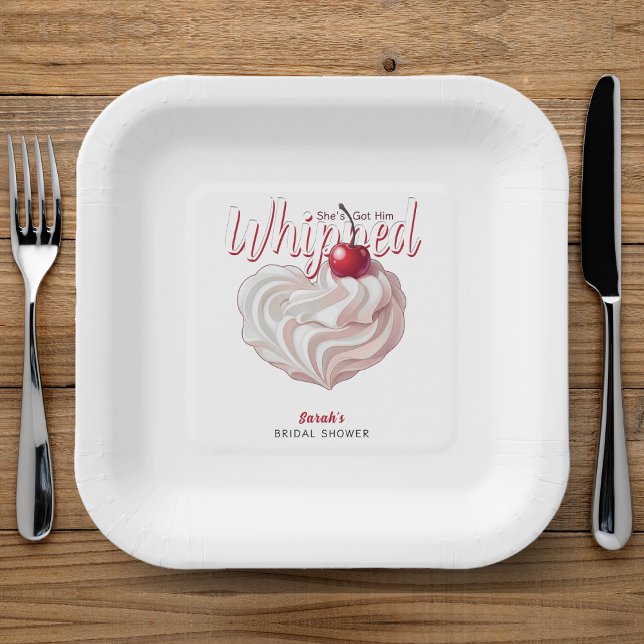 Plato De Papel Tiene al novio bajo su control Desayuno nupcial de (She's Got Him Whipped Cream Cherry Bridal Shower Paper Plates
)