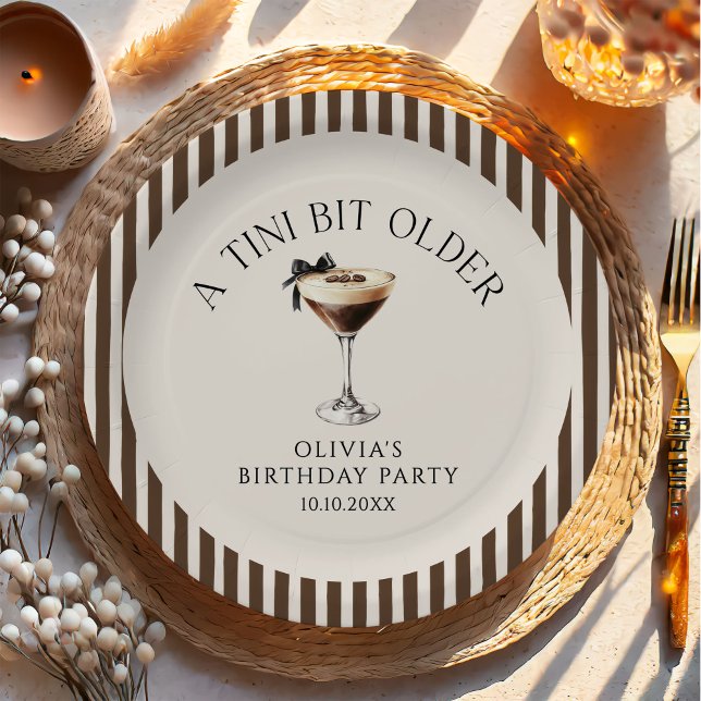 Plato De Papel Tini Bit Older Espresso Martini Birthday Party (Subido por el creador)