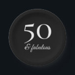 Plato De Papel Tipografía moderna de 50 años en blanco y negro<br><div class="desc">Tira el fiesta perfecto para una persona fabulosa que cumple cincuenta años con este diseño blanco y negro simple y elegante. Las palabras "50 & fabulous" aparecen en tipografía blanca sobre un fondo negro. Este diseño versátil y moderno encajará bien con una gama de temas de fiesta de 50 años....</div>