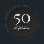 Plato De Papel Tipografía moderna de 50 años en blanco y negro<br><div class="desc">Tira el fiesta perfecto para una persona fabulosa que cumple cincuenta años con este diseño blanco y negro simple y elegante. Las palabras "50 & fabulous" aparecen en tipografía blanca sobre un fondo negro. Este diseño versátil y moderno encajará bien con una gama de temas de fiesta de 50 años....</div>