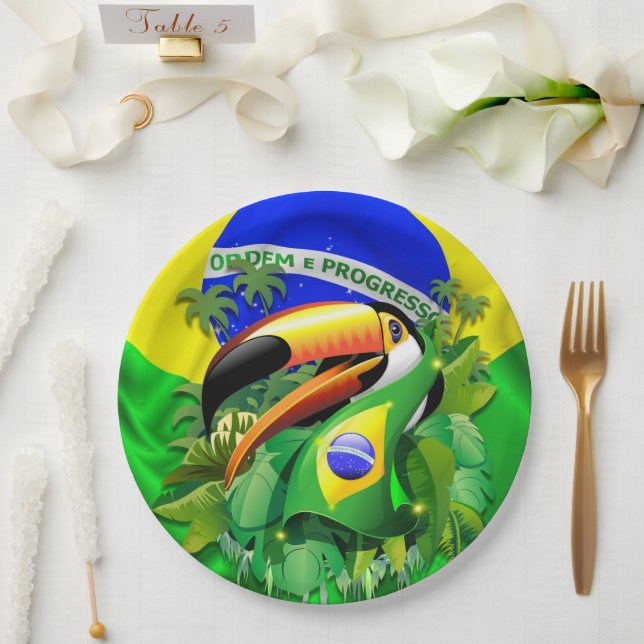 Plato De Papel Toco Toucan con bandera de Brasil (Boda)