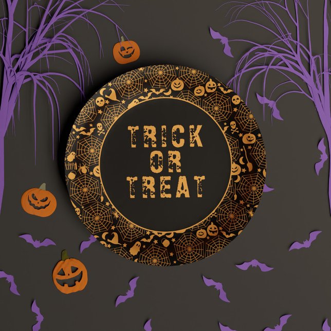 Plato De Papel Truco o trato Naranja y Halloween negro fantasmagó (Trick or Treat Spooky Orange and Black Halloween Paper Plates)