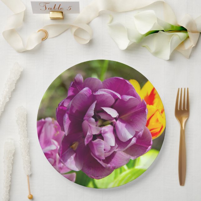Plato De Papel Tulipanes de Lilac en un día soleado (Boda)