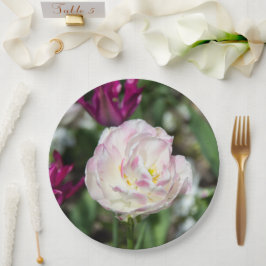 Plato De Papel Tulipanes rosa brillante en un día soleado