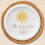 Plato De Papel Un Pequeño Rayo De Sunshine Baby Shower<br><div class="desc">¿Estás planeando una ducha para bebés? Estas placas de papel para bebés con temática solar presentan un bonito sol sonriente amarillo y "un pequeño rayo de sol" en una tipografía de escritura elegante. Perfecto para una ducha de niños,  niños o chicas. Personalizable fácil. Acuarela original © Michele Davies.</div>
