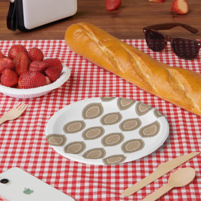 Plato De Papel Una alfombra rectangular con un motivo geométrico  (Picnic)