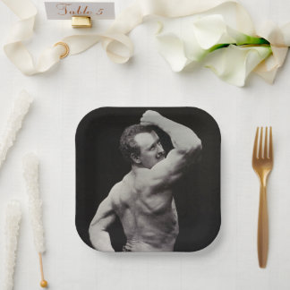 Plato De Papel Una nueva postura de los hombres fuertes: la const