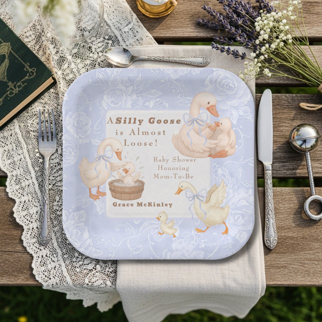 Plato De Papel Una tonta oca Regalo para bebé azul (
A Silly goose Blue baby shower Paper Plates)