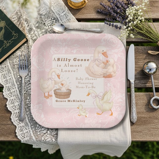 Plato De Papel Una tonta oca Regalo para bebé rosa (A Silly goose Pink baby shower Paper Plates)