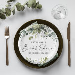 Plato De Papel Vegetación de la ducha de novia Verde Elegante Euc<br><div class="desc">El diseño presenta elegantes eucaliptos de color de agua,  ramas de oliva y otros elementos frondosos. "Bridal Shower" está impresa en un moderno y elegante tipo de letra rodeado de unas pequeñas hojas caídas.</div>