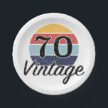 Plato De Papel Vintage 70th Birthday Sunset<br><div class="desc">Un diseño de cumpleaños hito con un atardecer de color retro vintage que tiene un efecto falso angustiado.</div>