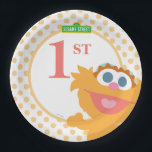 Plato De Papel Zoey Baby Birthday<br><div class="desc">Este plato de papel de cumpleaños de Plaza Sésamo,  Zoe es perfecto para el primer           cumpleaños de su bebé. © 2014 Sesame Workshop. www.sesamestreet.org</div>