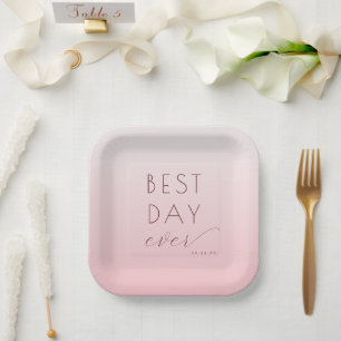 Platos de boda con gradiente rosa romántico