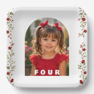 Platos de cumpleaños personalizados para niña de 4