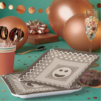 Platos de fiesta Smile Tile en marrón claro