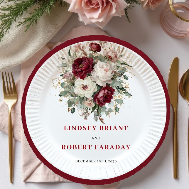 Platos de oro con flores rojas profundas de eucali (Luxury Deep Red Flowers Eucalyptus Gold Plates)