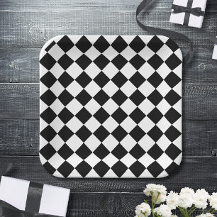 Platos de papel a cuadros negros