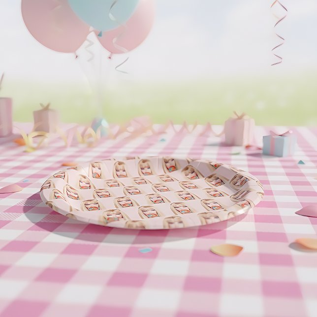 Platos de papel Barb (Subido por el creador)
