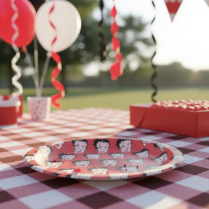 Platos de papel Betty