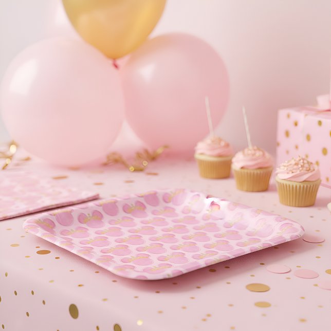 Platos de papel Crown (Subido por el creador)